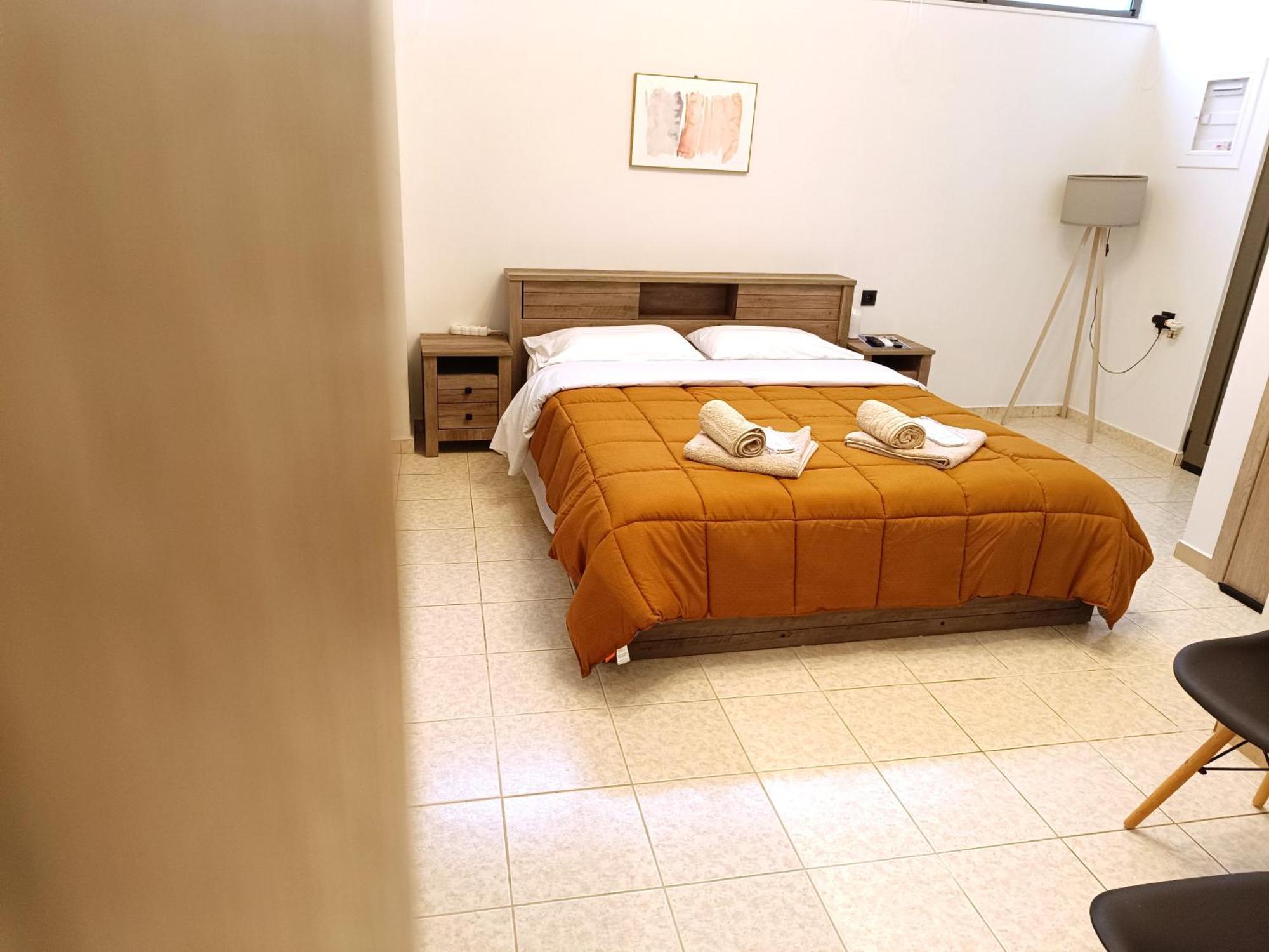 Giorgio Patrasso - Micro Apartment In The Center Of Patras Exterior foto